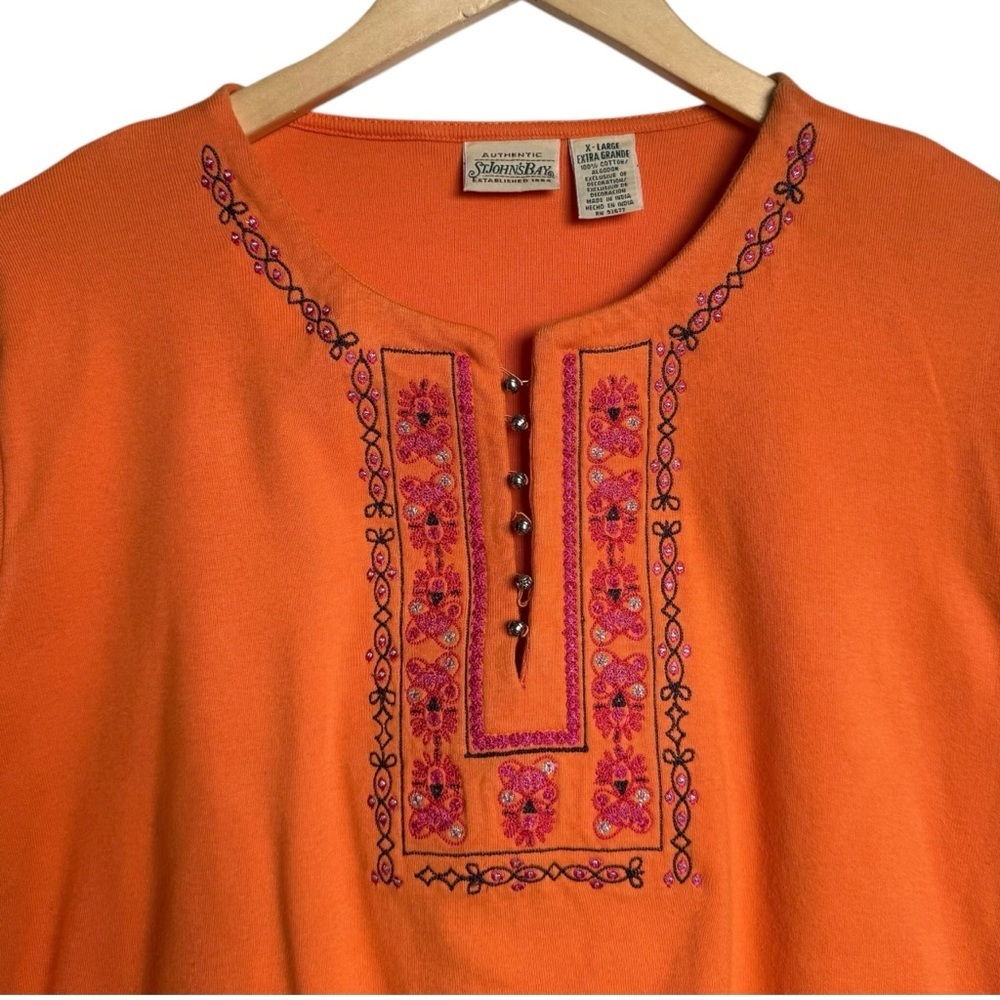 St. John’s Bay Embellished T-Shirt Women XL Orange Embroidered V-Neck - Picture 3 of 9